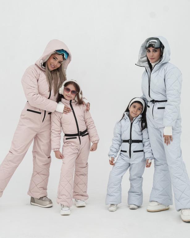 E56AC3E1-5032-4B5E-A963-FADCB2D233B1