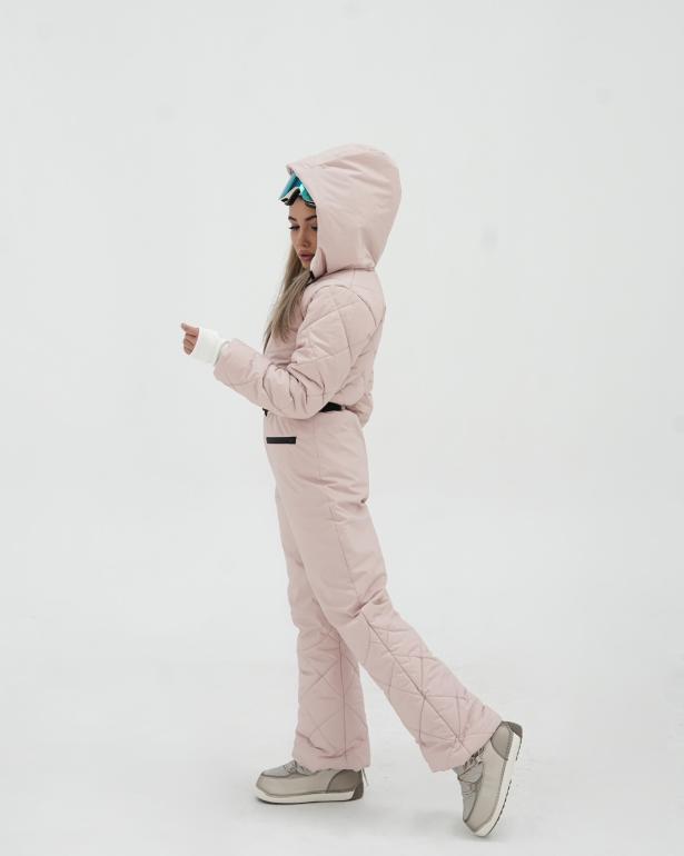 3B018375-72C2-4D95-B19E-7CBEAF2F48E0